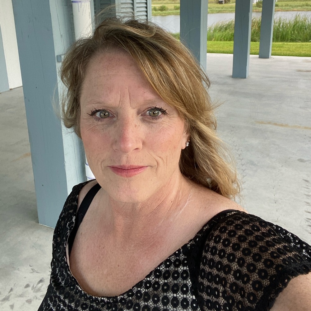 Meet your Posher, Roxann